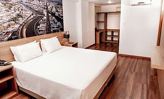 Trade Hotel