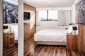 Trade Hotel