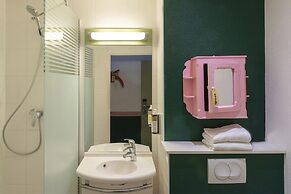 Greet Hotel Evreux Centre - Route de Normandie by Accor