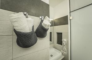 Napoli Chiaia 32 Deluxe Residence