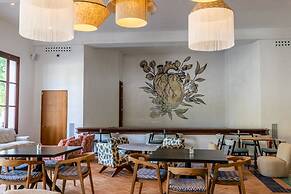 Hoposa Cultural Boutique