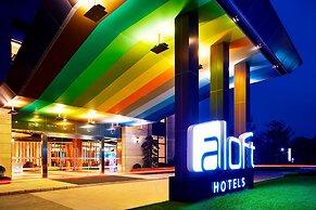 Aloft Dongguan Dynamic Town