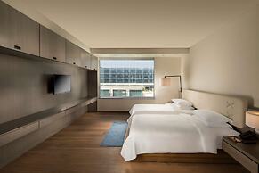 Andaz Delhi, by Hyatt