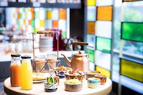 Andaz Delhi, by Hyatt