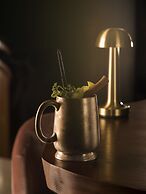 Andaz Delhi, by Hyatt