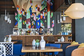 Hotel Indigo Bali Seminyak Beach by IHG