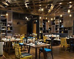 Hotel Indigo Bali Seminyak Beach by IHG