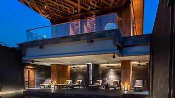 Hotel Indigo Bali Seminyak Beach by IHG