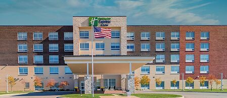 Holiday Inn Express & Suites Toledo West by IHG