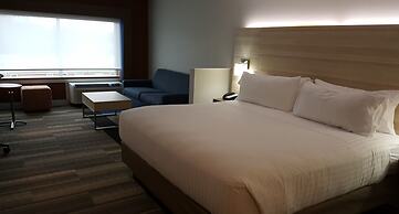 Holiday Inn Express & Suites Toledo West, an IHG Hotel