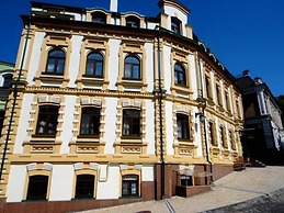 Gonchar Hotel
