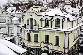 Gonchar Hotel