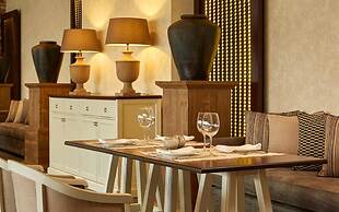 Limneon Resort & Spa