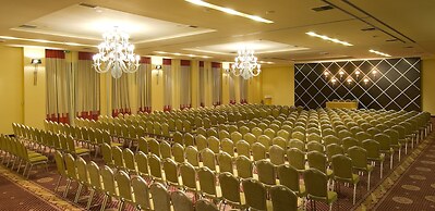 Limneon Resort & Spa