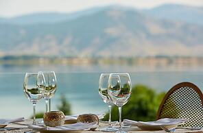 Limneon Resort & Spa