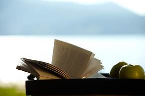 Limneon Resort & Spa