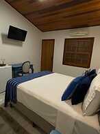 Hotel Pousada Chalé Das Flores