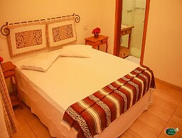 Hotel Pousada Chalé Das Flores