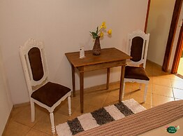 Hotel Pousada Chalé Das Flores