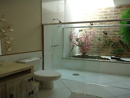 Hotel Pousada Chalé Das Flores