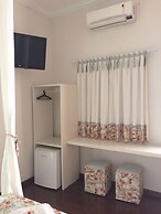 Hotel Pousada Chalé Das Flores