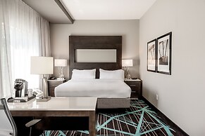 Holiday Inn Express & Suites Charlotte Airport by IHG