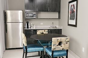 Holiday Inn Express & Suites Charlotte Airport by IHG