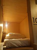 Nagonoya Cafe Guest House - Hostel