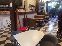 Nagonoya Cafe Guest House - Hostel