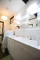 Guesthouse Hana Nishijin