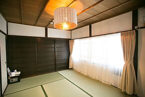 Guesthouse Hana Nishijin