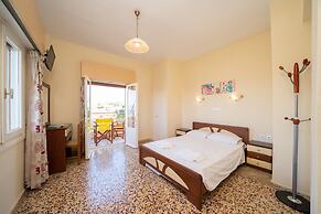 Lorenzo House Apartments