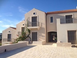 Costa Rossa -Adults Only