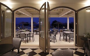 Costa Rossa -Adults Only