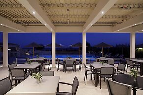 Costa Rossa -Adults Only