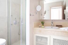 Costa Rossa -Adults Only