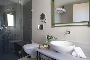 Costa Rossa -Adults Only