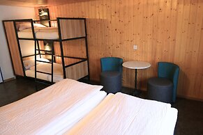 Eiger Lodge - Hostel