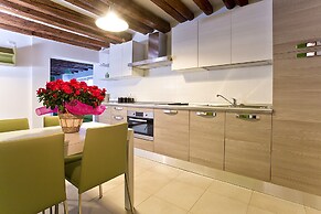 Good Wine Apartments