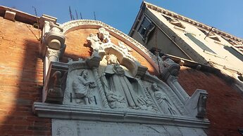 Good Wine Apartments