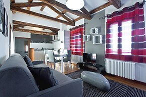 Good Wine Apartments