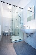 Good Wine Apartments