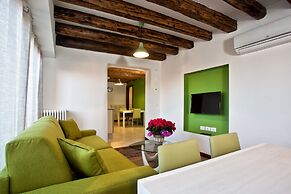 Good Wine Apartments