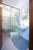 Good Wine Apartments