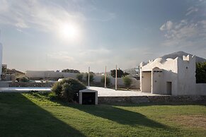 Naxos Euphoria Suites