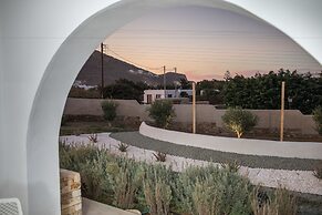 Naxos Euphoria Suites