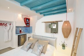 Naxos Euphoria Suites