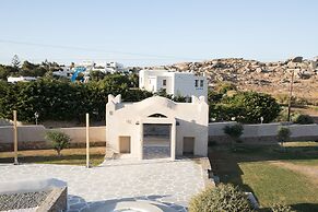 Naxos Euphoria Suites