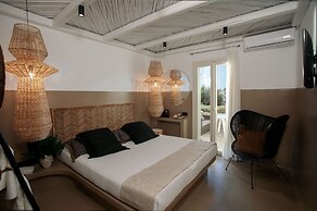 Naxos Euphoria Suites