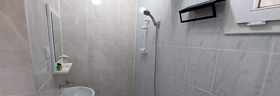 Anz Guesthouse Pansiyon